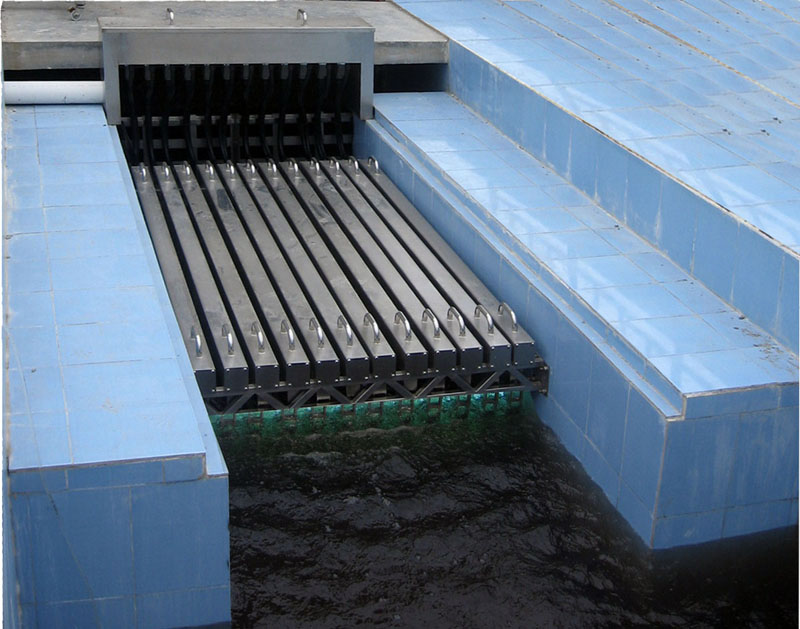 A sewage treatment plant in Machong, Dongguan handles 60,000 cubic meters of water per day